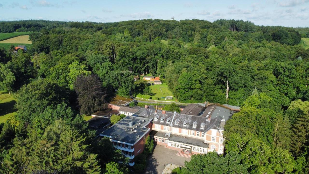 Parkhotel Keck - Castillo Del Bosque Wingst Экстерьер фото